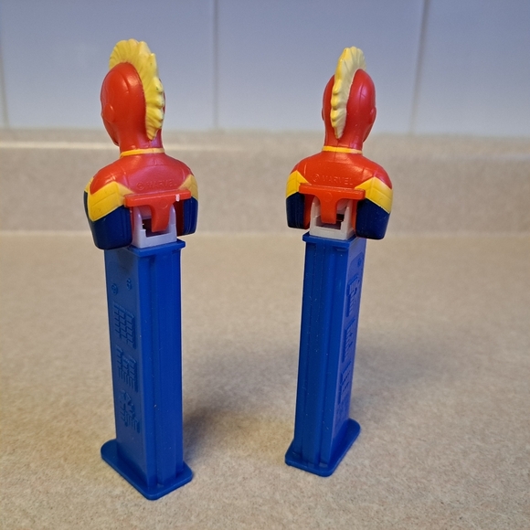 Captain Marvel Pez Dispenser Marvel Universe lot of 2 empty - Picture 4 of 5